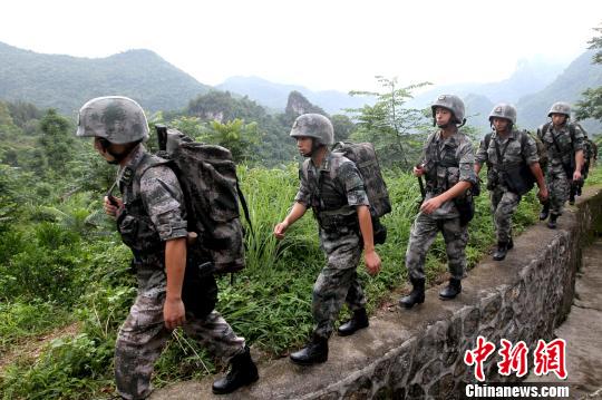 邊境巡邏的英勇與榮耀，在線觀看守護邊疆的壯麗篇章